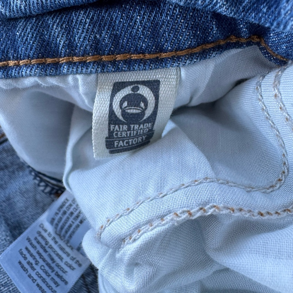 Universal Thread Vintage Straight Medium Blue Denim Straight Leg Jeans Size 8 R - Picture 7 of 12